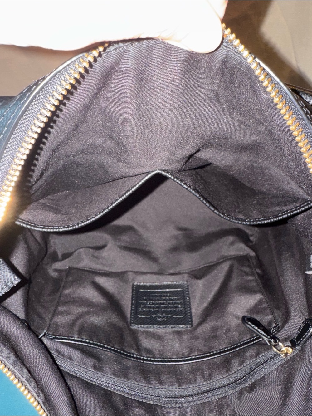 Coach F34680 Pleat Tote in Black Crossgrain Leather - Picture 13 of 15